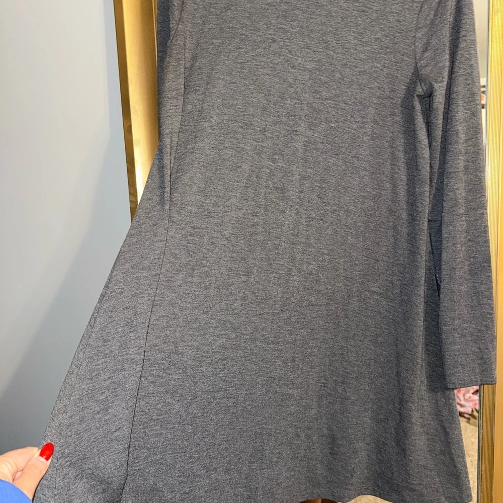 Old Navy Charcoal Gray Long-Sleeve Swing Dress - Picture 2 of 4